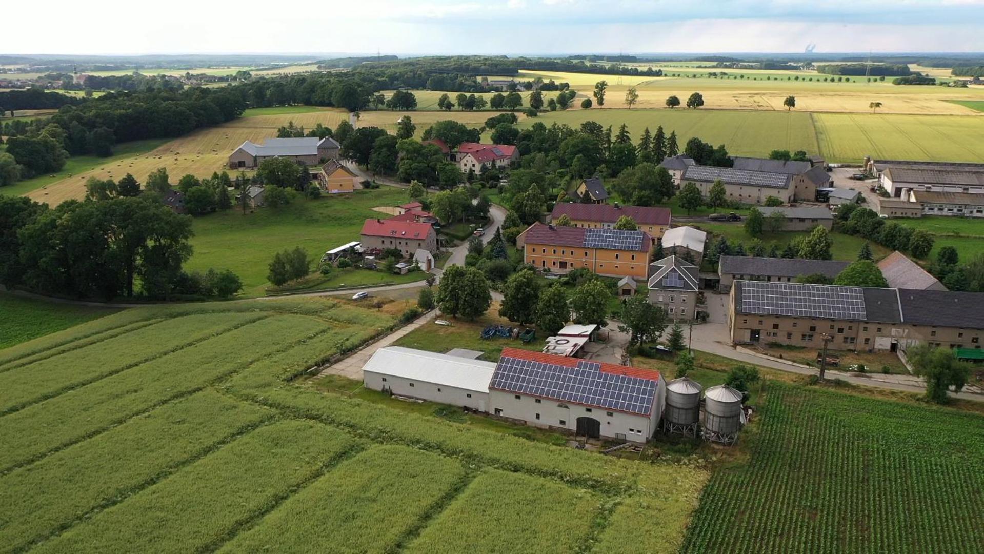 Ferienwohnungen Satkula Crostwitz Exterior photo